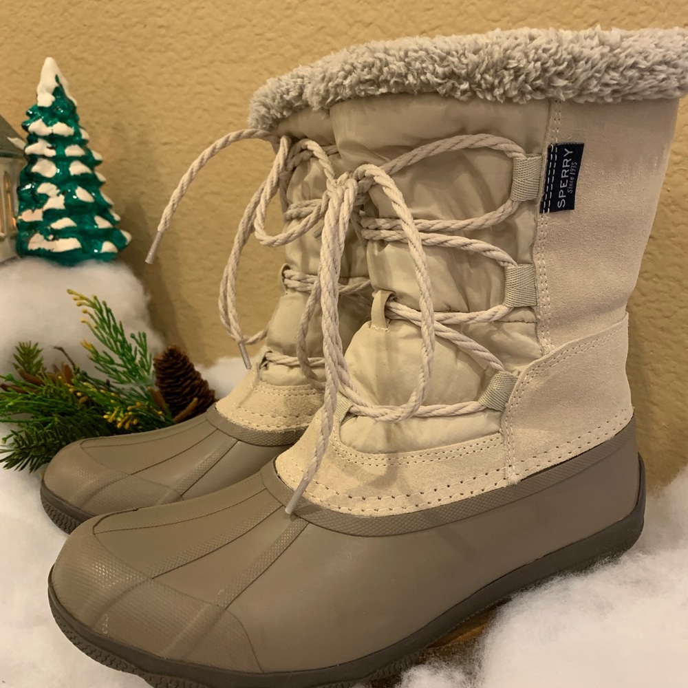 Sperry warm boots 8 1/2